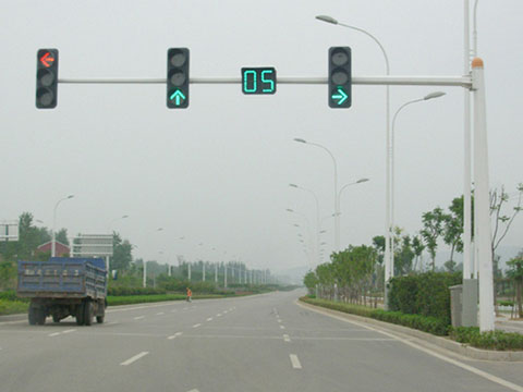郑州红绿灯杆价格